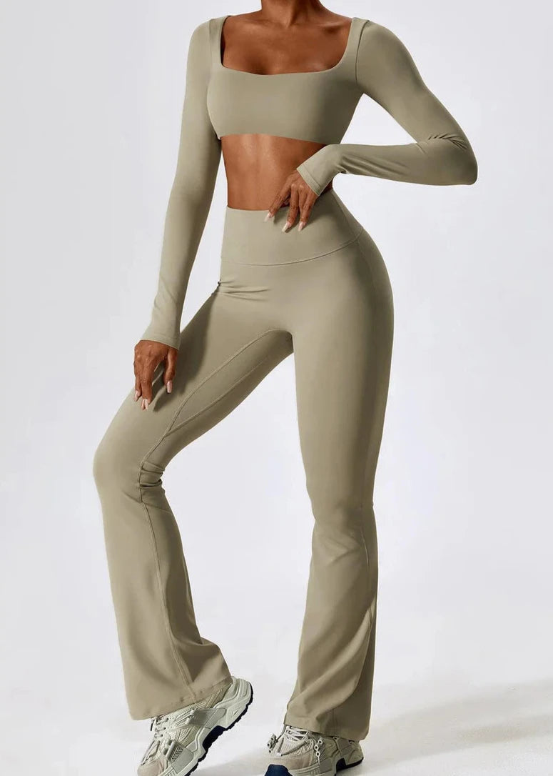 Long Sleeve Yoga Set with Wide Hem